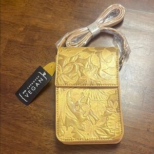 NWT Vegan Touchscreen Window Crossbody Bag